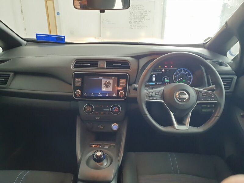 More views of Nissan Leaf