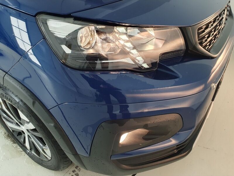 More views of Peugeot Rifter