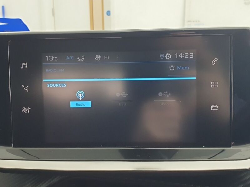 More views of Peugeot 2008