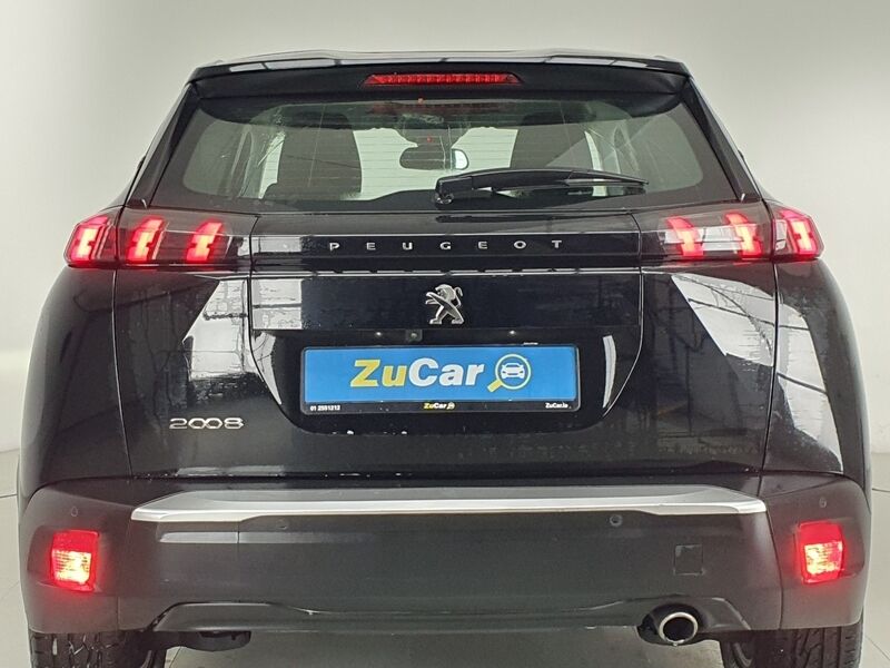 More views of Peugeot 2008