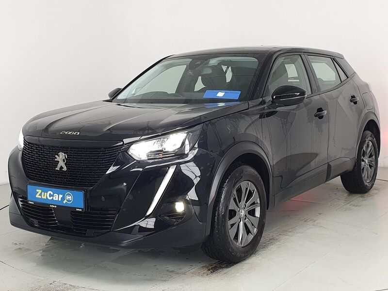 More views of Peugeot 2008