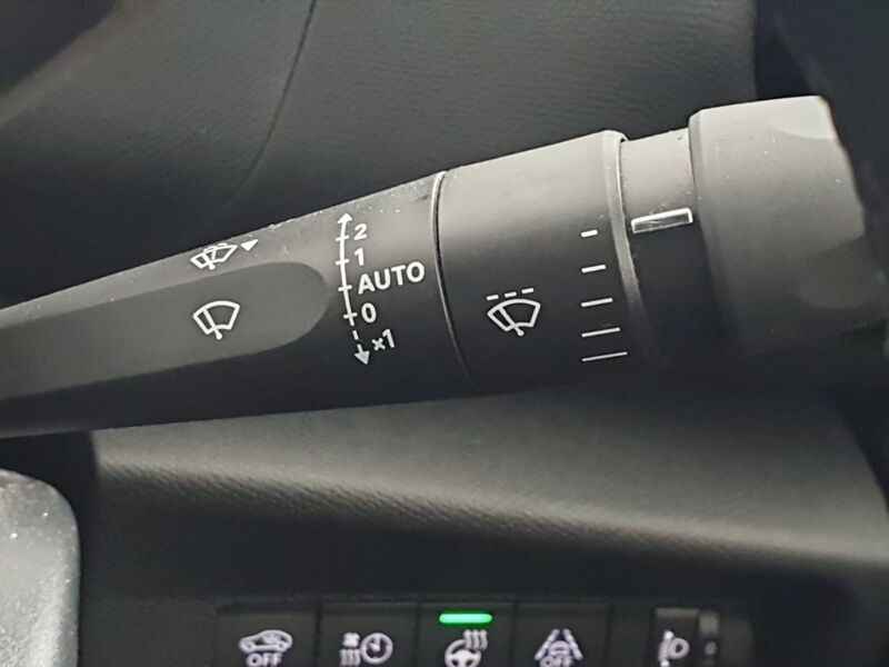 More views of Citroen e-C4