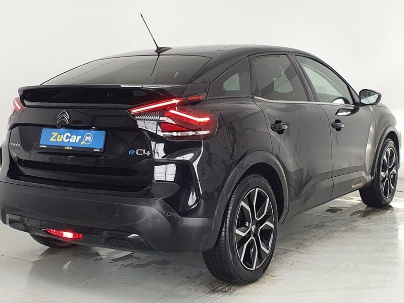 More views of Citroen e-C4