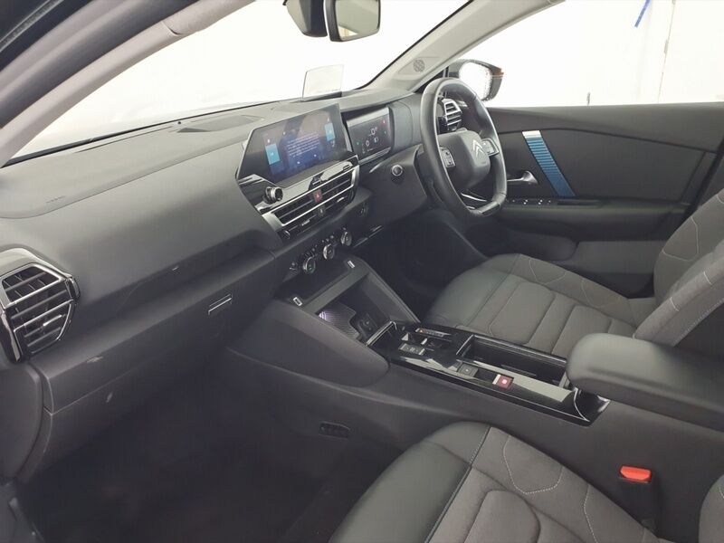 More views of Citroen e-C4