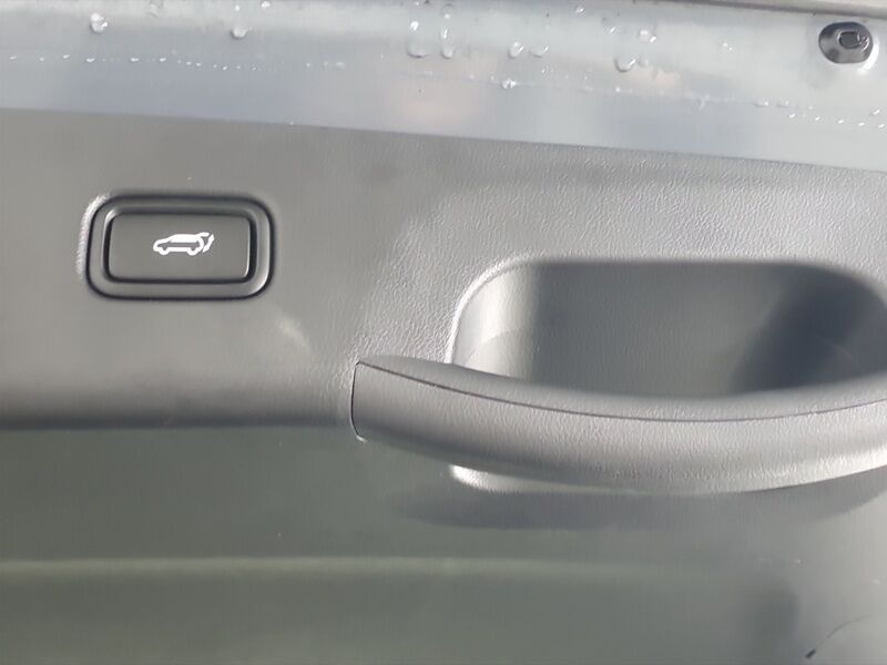 More views of Hyundai Tucson