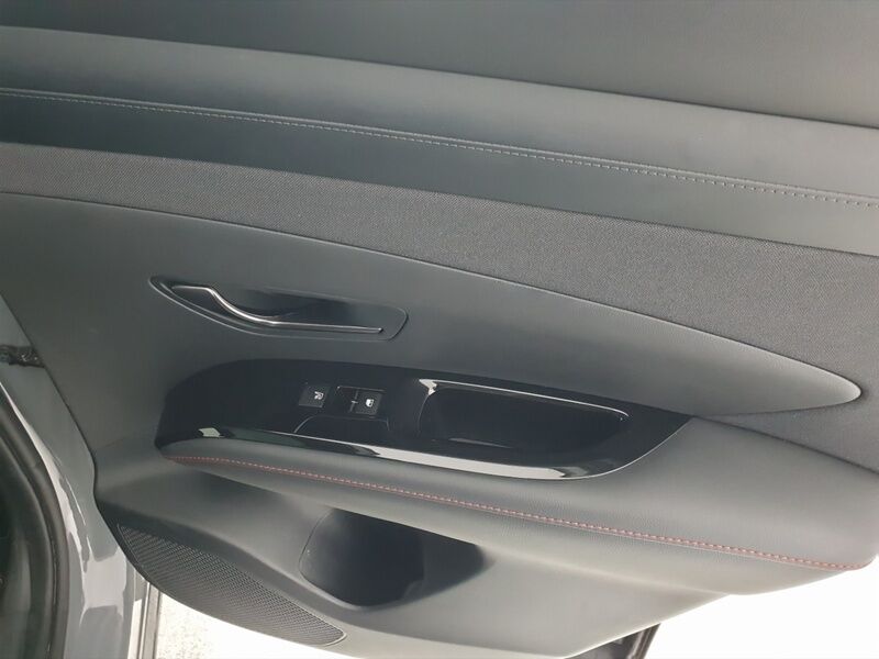 More views of Hyundai Tucson