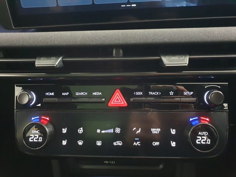 More views of Hyundai Tucson