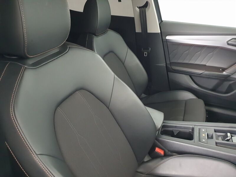 More views of Cupra Formentor