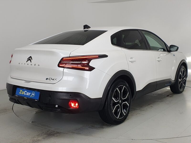 More views of Citroen e-C4 X