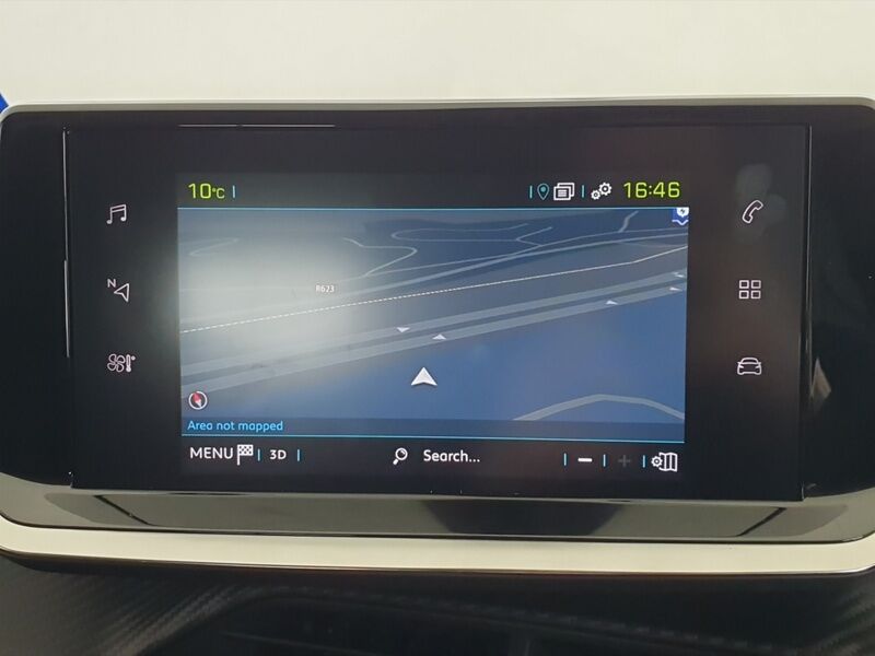 More views of Peugeot 208