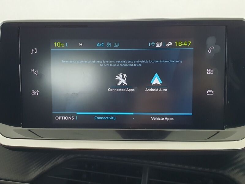 More views of Peugeot 208