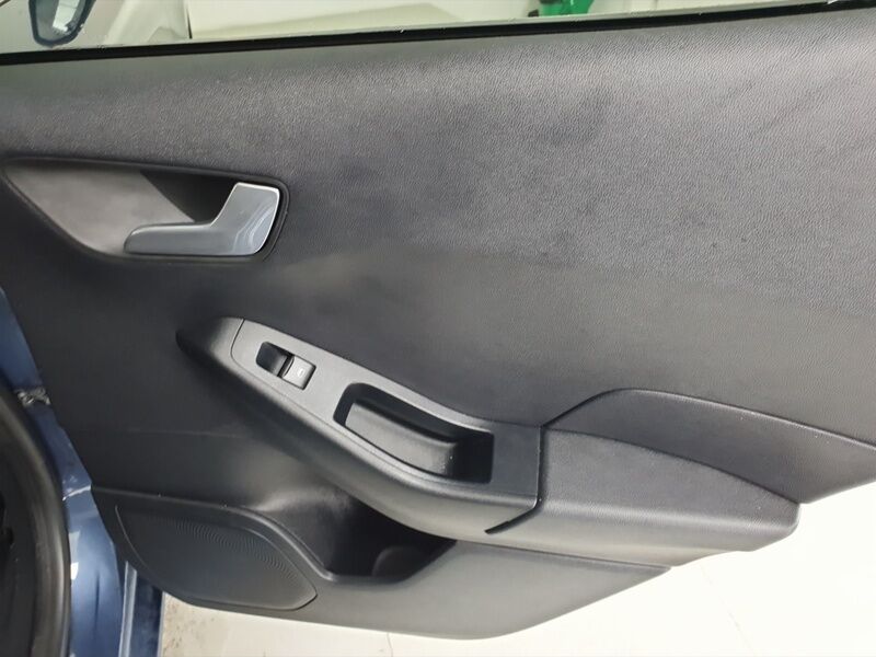 More views of Ford Fiesta