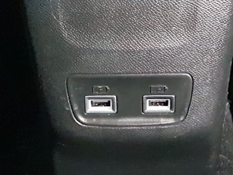 More views of Peugeot 208