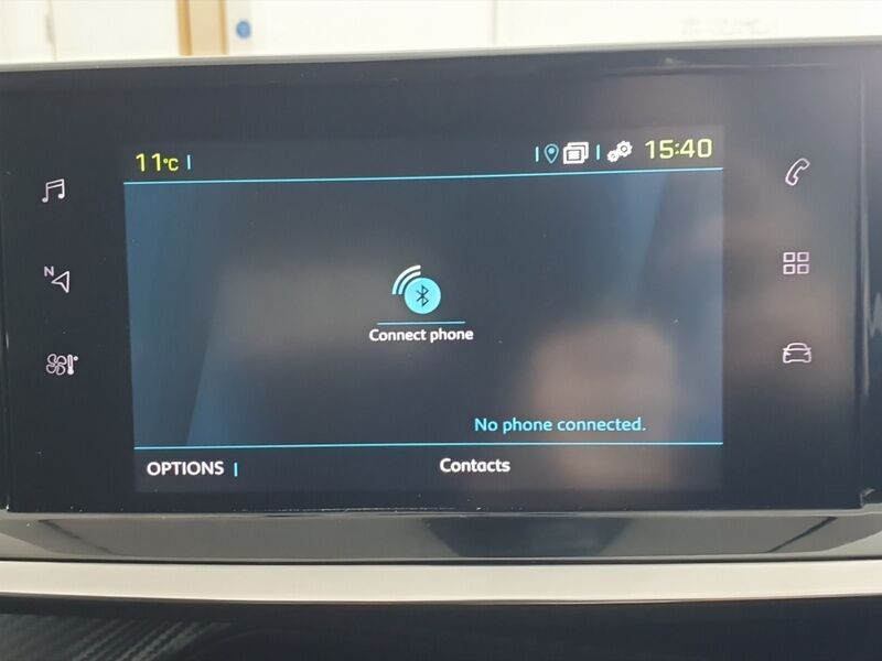 More views of Peugeot 208