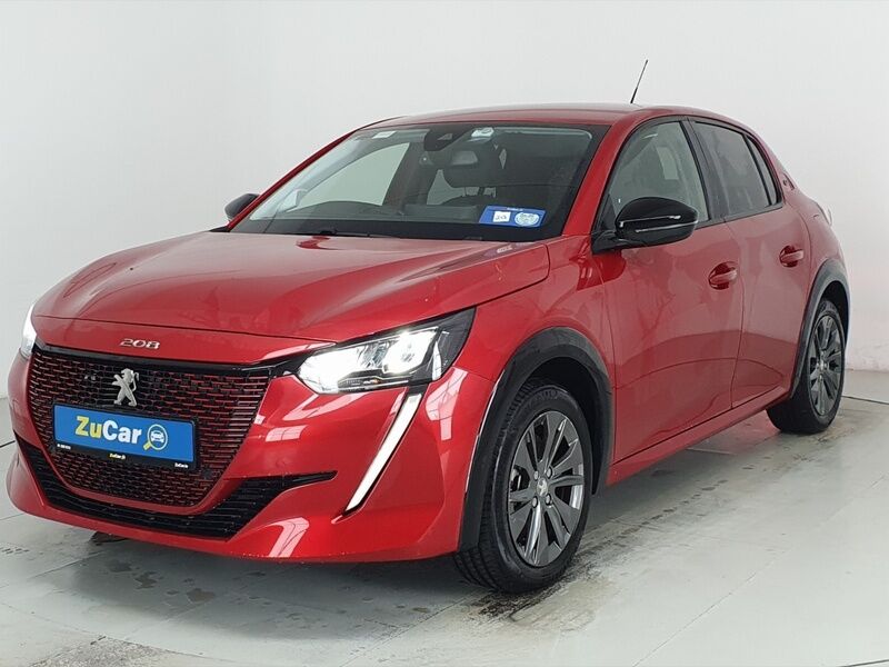 More views of Peugeot 208