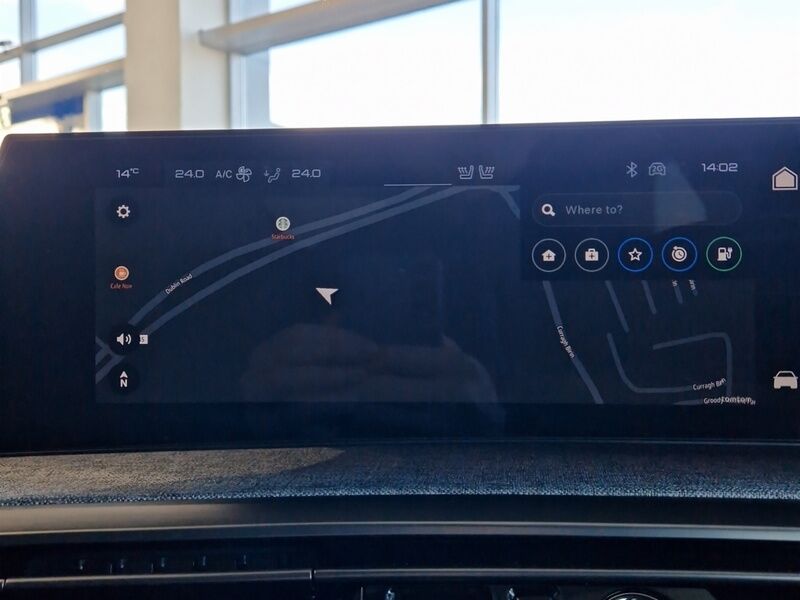 More views of Peugeot 3008