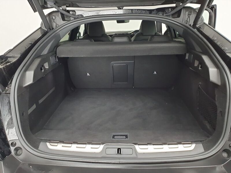 More views of Peugeot 408