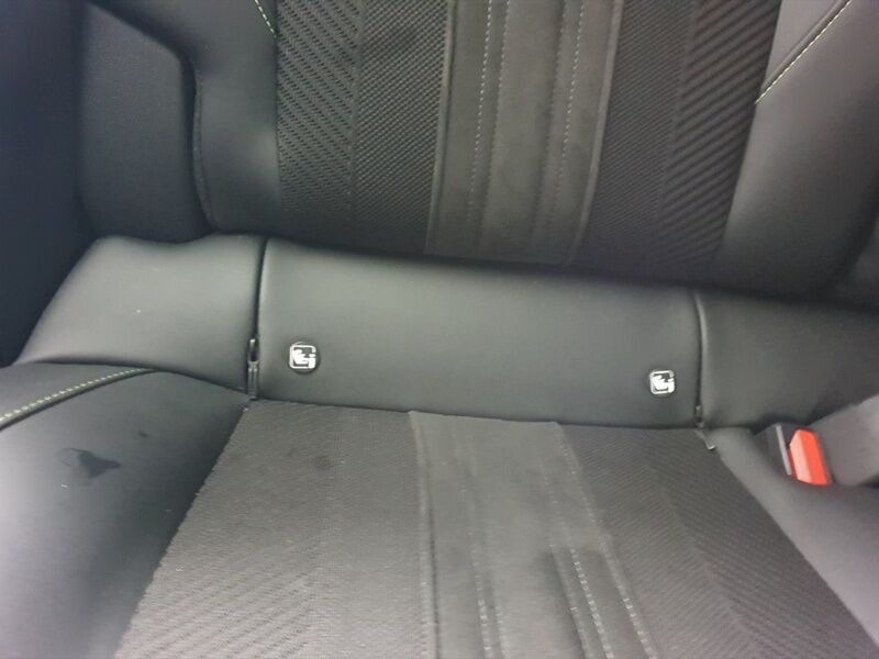 More views of Peugeot 408