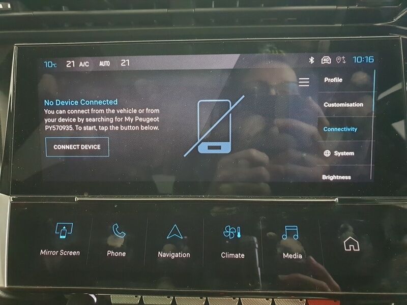 More views of Peugeot 408