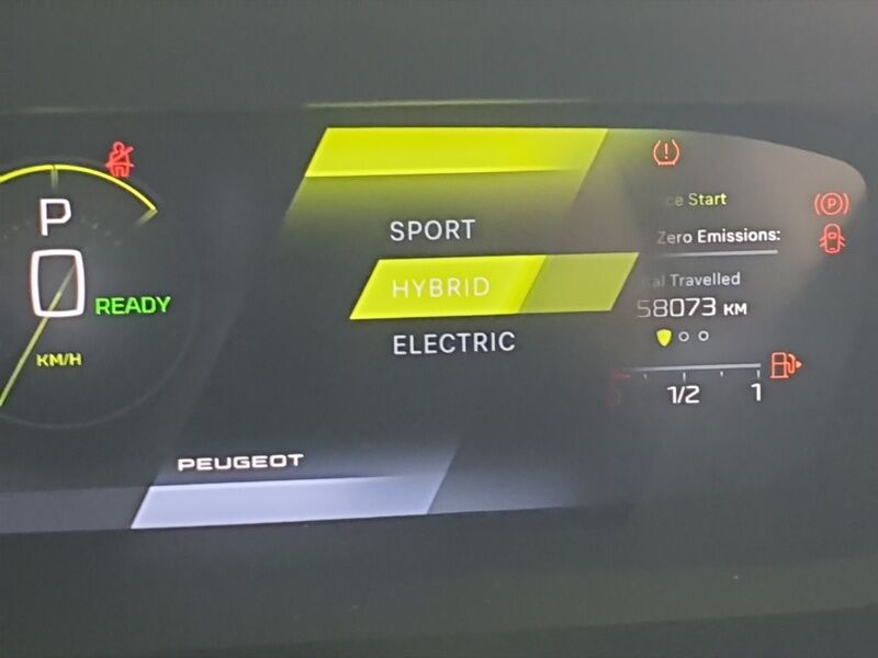 More views of Peugeot 408