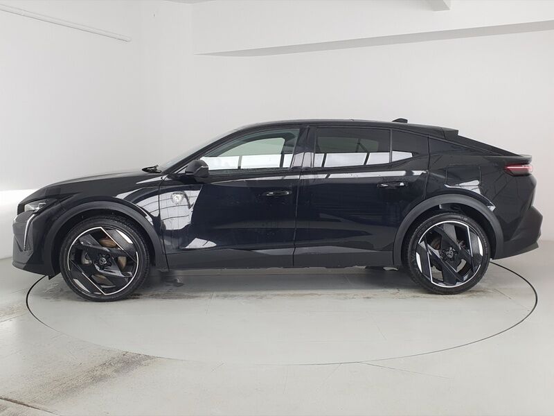 More views of Peugeot 408