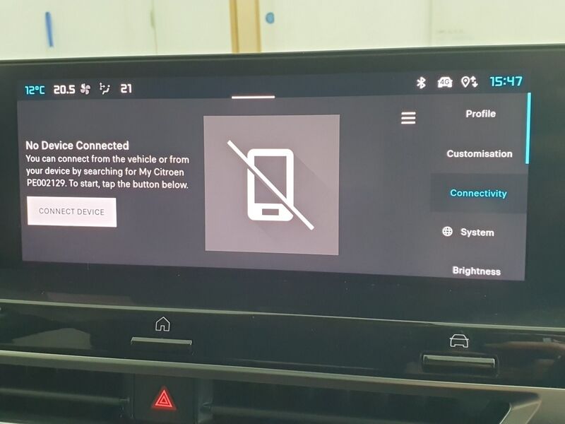 More views of Citroen e-C4 X