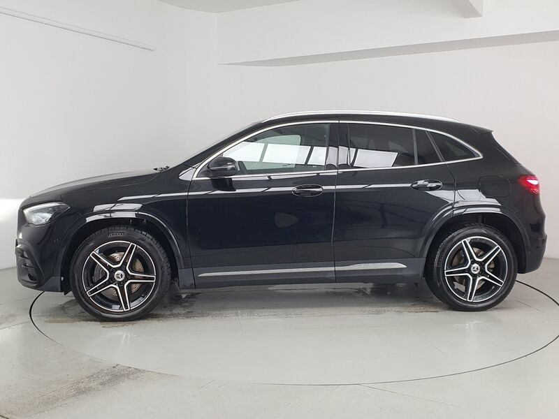 More views of Mercedes-Benz GLA