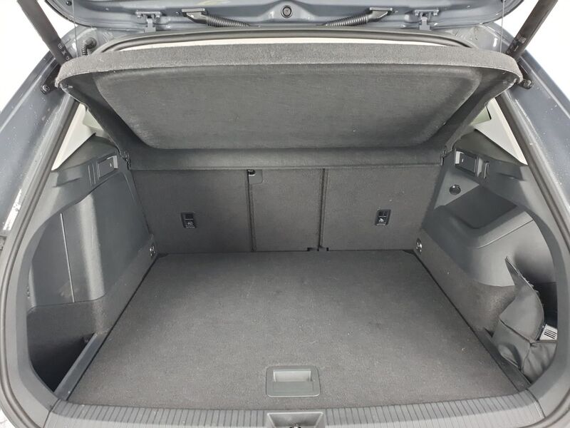 More views of Volkswagen Tiguan