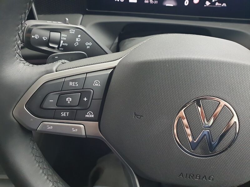 More views of Volkswagen Tiguan