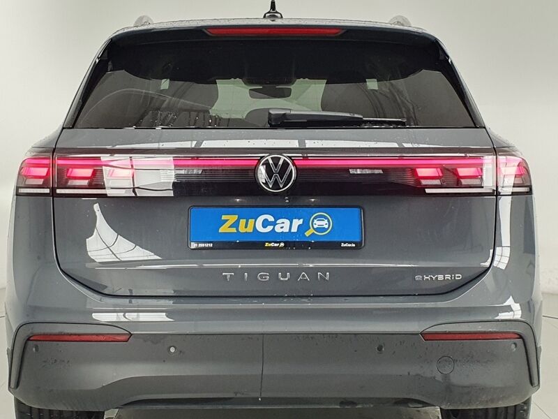 More views of Volkswagen Tiguan