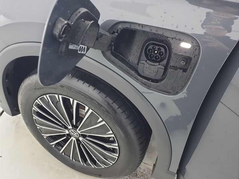 More views of Volkswagen Tiguan