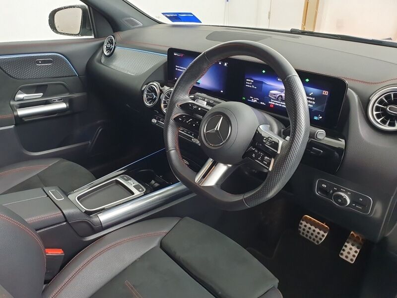 More views of Mercedes-Benz EQA