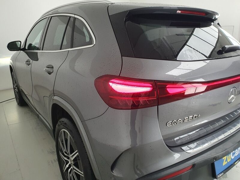 More views of Mercedes-Benz EQA