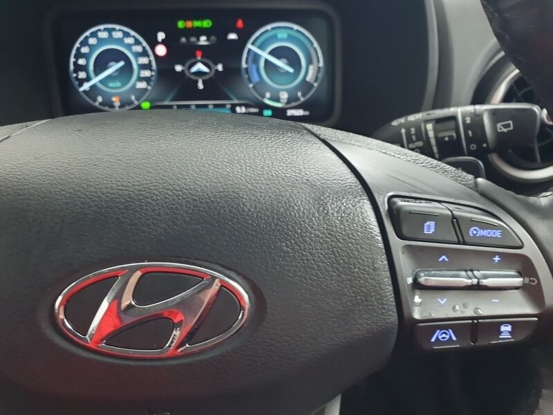More views of Hyundai KONA