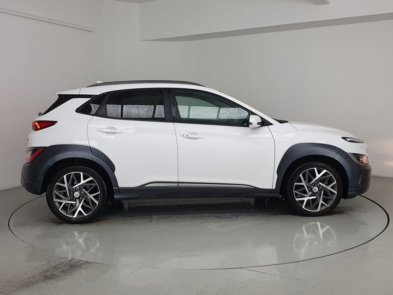 More views of Hyundai KONA