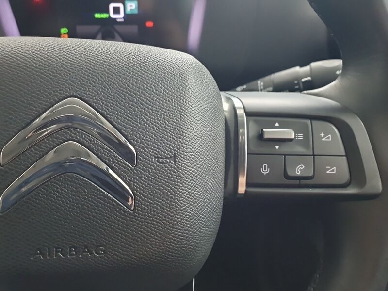 More views of Citroen e-C4