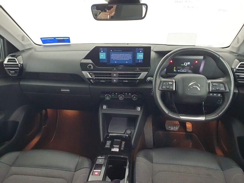 More views of Citroen e-C4