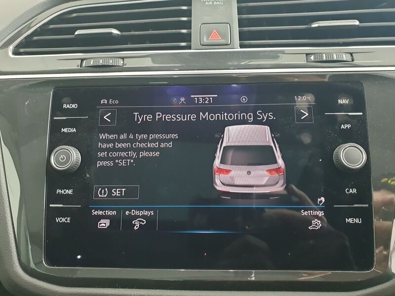 More views of Volkswagen Tiguan