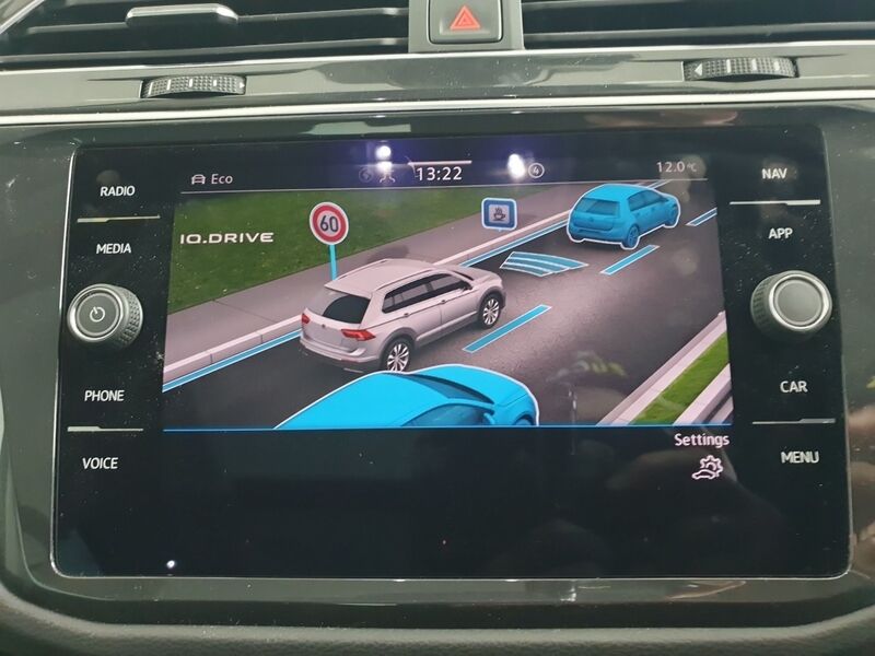 More views of Volkswagen Tiguan