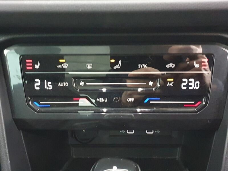 More views of Volkswagen Tiguan