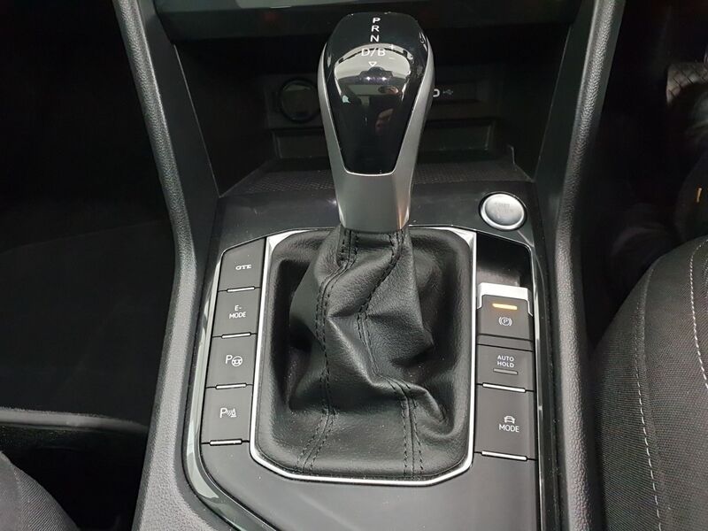 More views of Volkswagen Tiguan