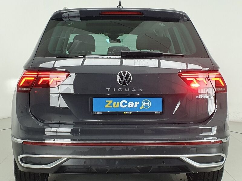 More views of Volkswagen Tiguan