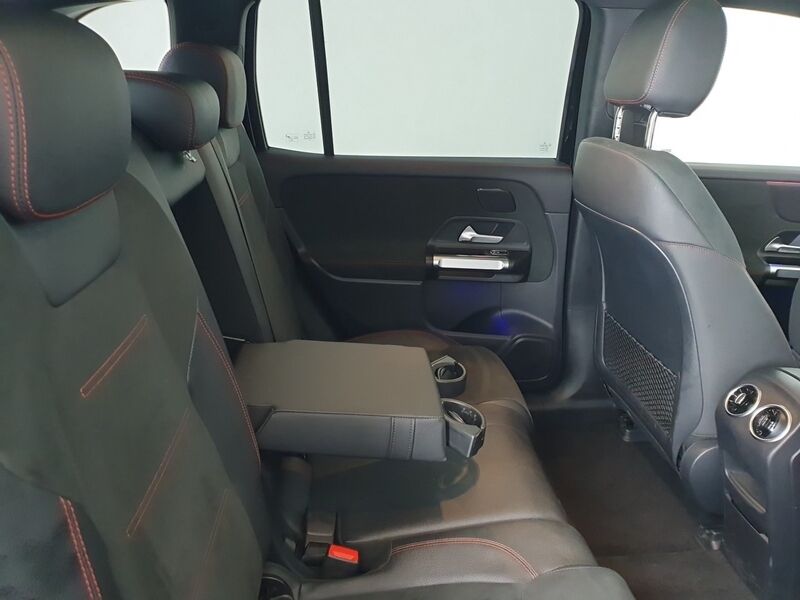 More views of Mercedes-Benz EQB