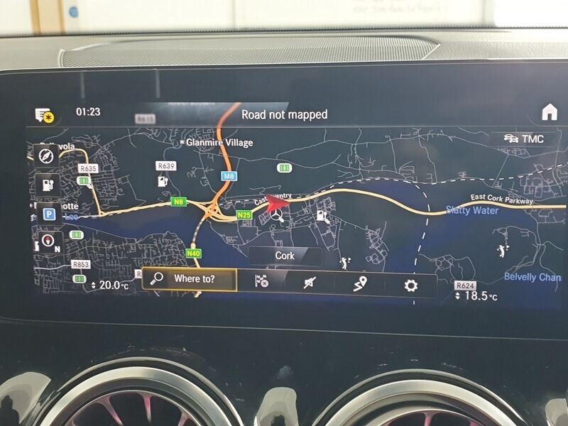 More views of Mercedes-Benz EQB