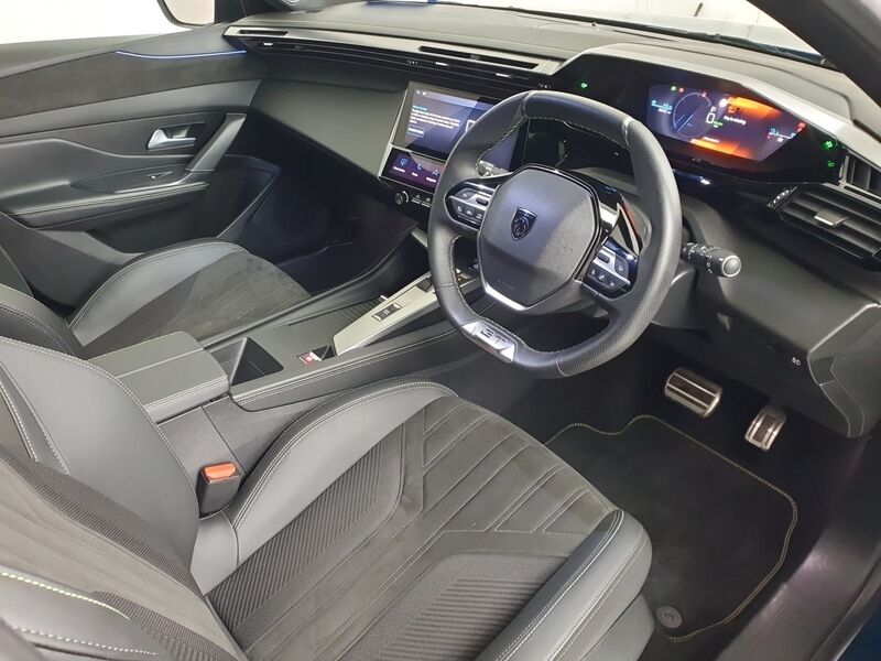 More views of Peugeot 308