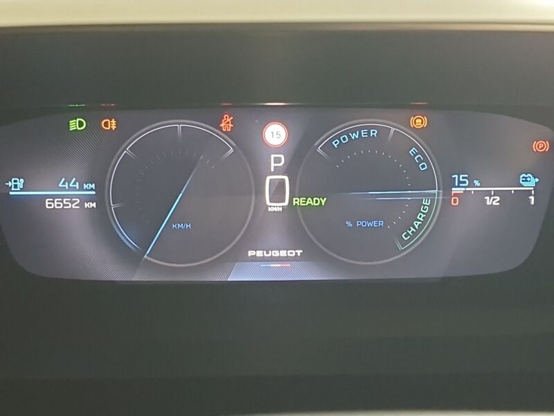 More views of Peugeot 308