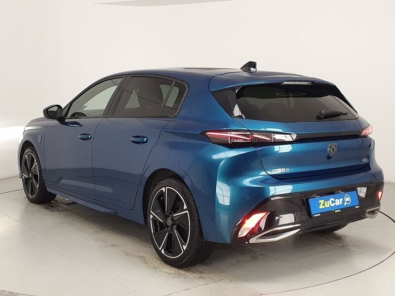 More views of Peugeot 308