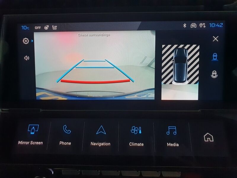 More views of Peugeot 308