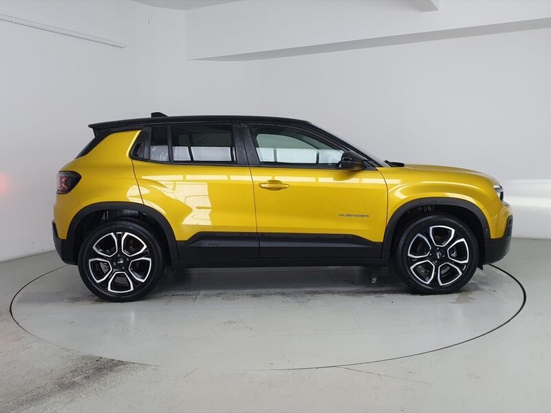 More views of Jeep Avenger