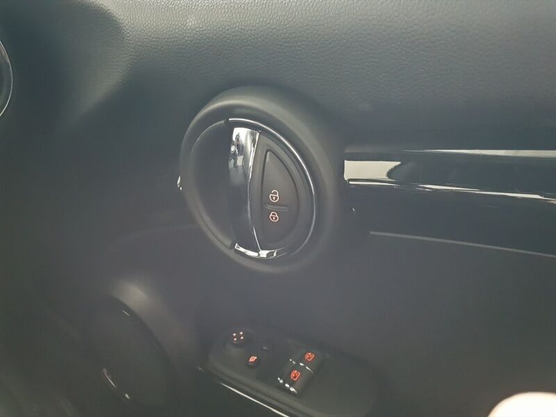 More views of Mini Cooper